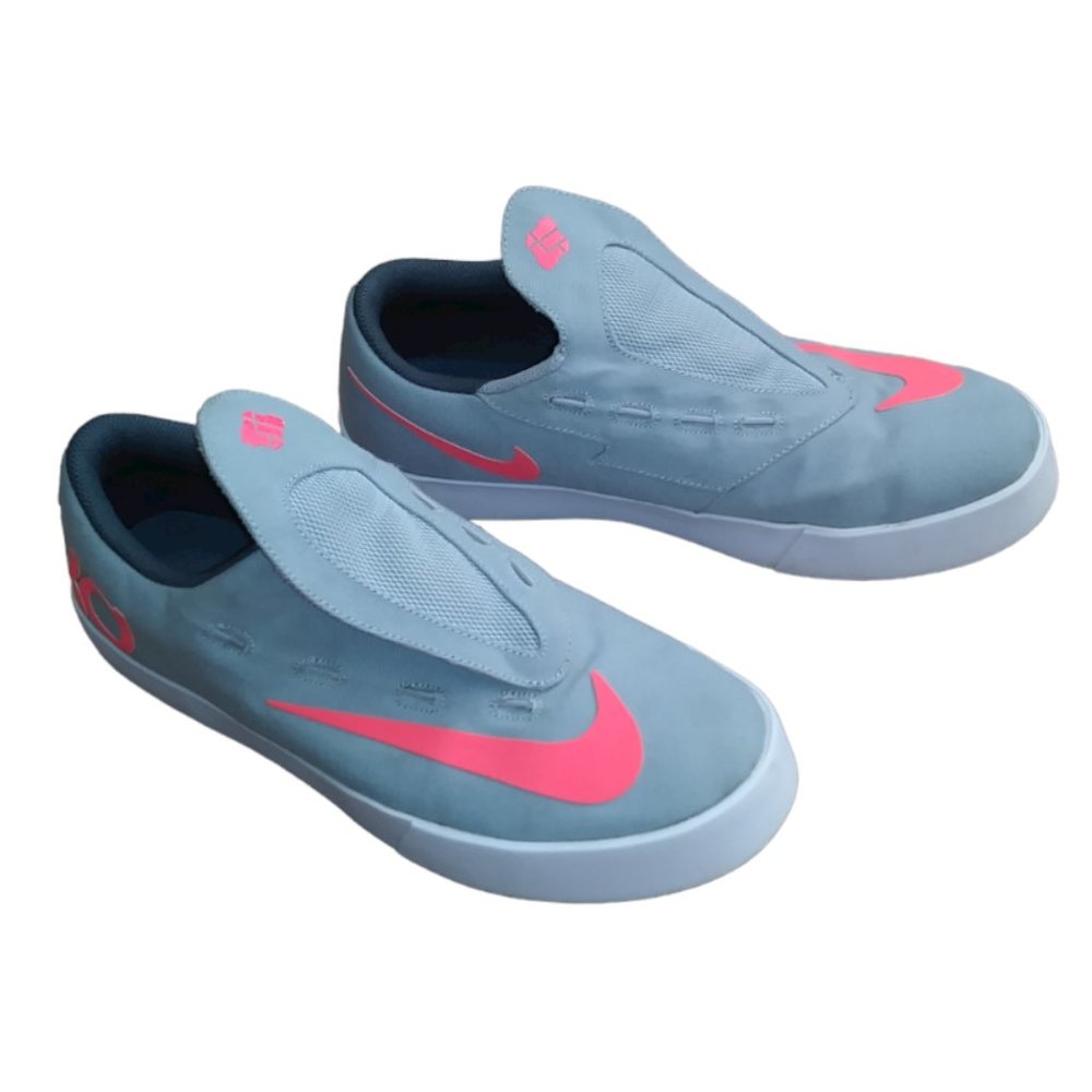 NIKE Sneakers shoes Color Gray Size 7